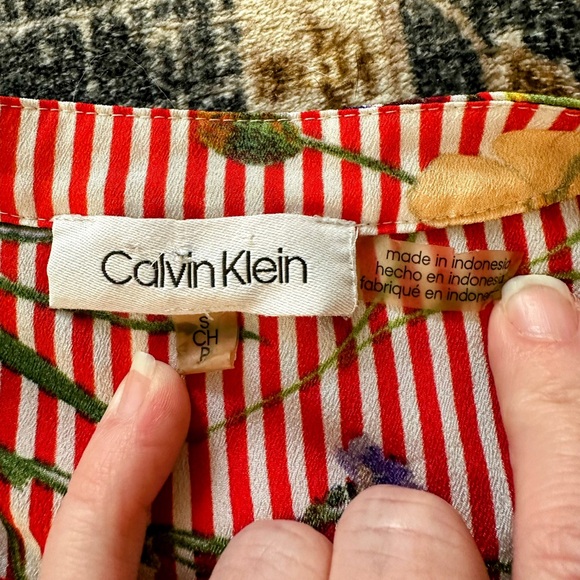 Calvin Klein Vibrant Red & White Striped Floral Button Down Blouse - Picture 7 of 10